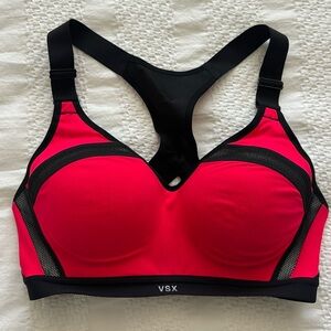 Victoria’s Secret Incredible sport bra, 34D